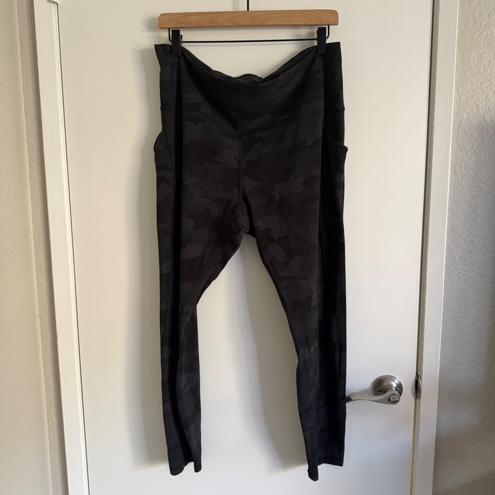 Lululemon Align Pant 25" Camo Deep Coal With Pockets Sporty Yoga Athleisure